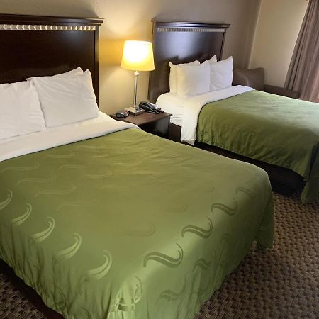 Quality Inn Macomb Near University Area Экстерьер фото