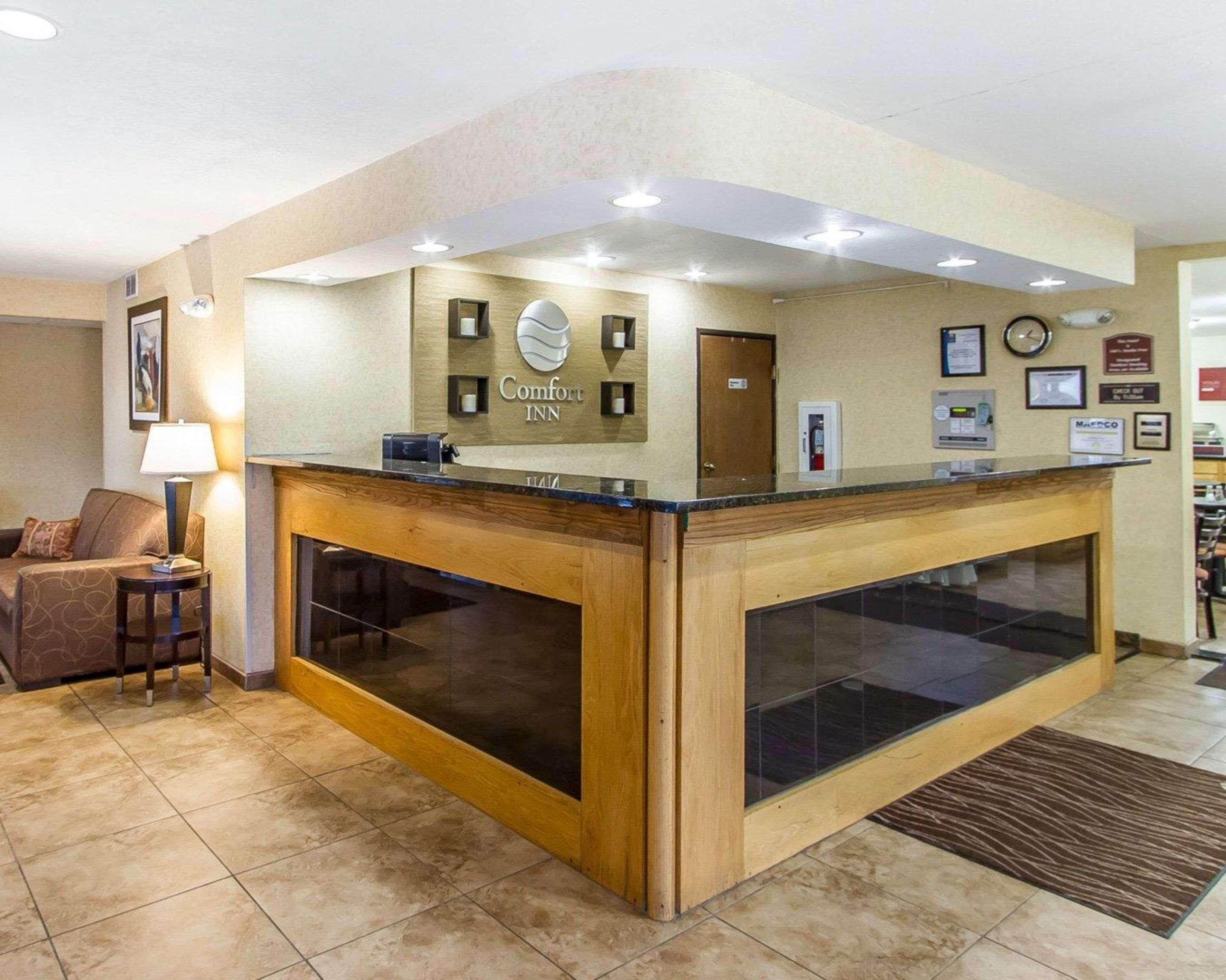 Quality Inn Macomb Near University Area Экстерьер фото
