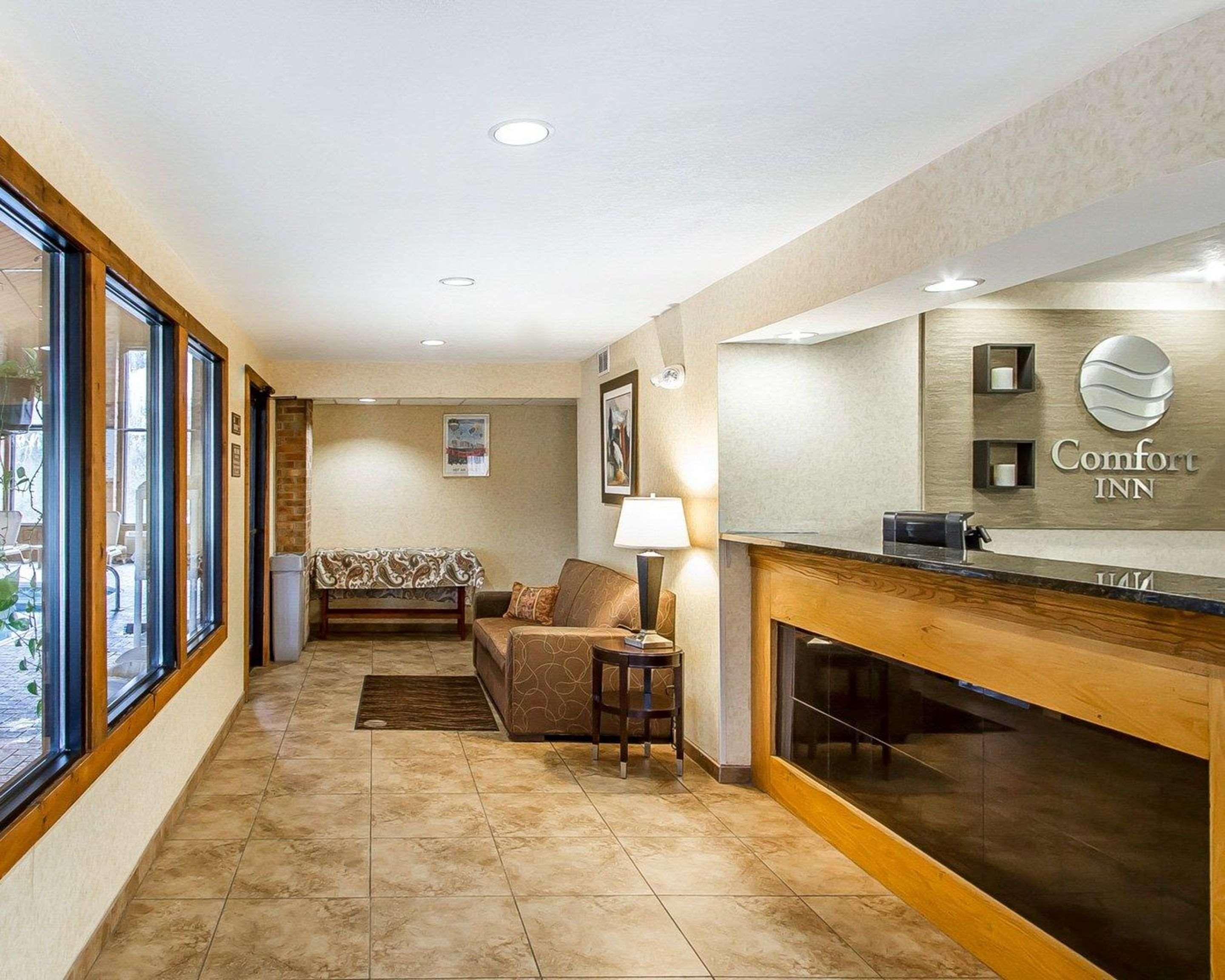 Quality Inn Macomb Near University Area Экстерьер фото
